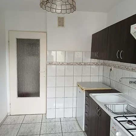 Apartmán Trzypokojowe Mieszkanie W Bloku Kepice