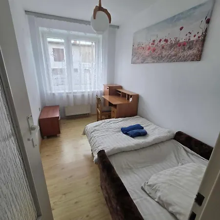 Lejlighed Trzypokojowe Mieszkanie W Bloku